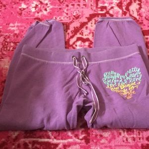 Victoria’s Secret Pink lounge pants